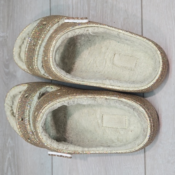 CROCS Women Gold  Glitter Slippers Platform Sandals Shoes Sz 9 - Picture 5 of 13